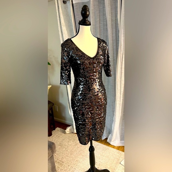 BCBGMaxAzria Black Sequin Bodycon Midi Dress - Picture 5 of 15